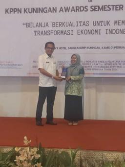 BPS MAJALENGKA RAIH PENGHARGAAN DALAM KPPN KUNINGAN AWARDS SEMESTER II TAHUN 2023